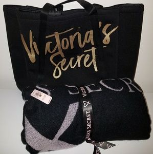 Victoria's secret picnic bag and blanket